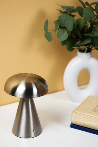 HJA24-SØLV | LED bordlampe | Moderne touch lampe | Natlampe med indbygget batteri