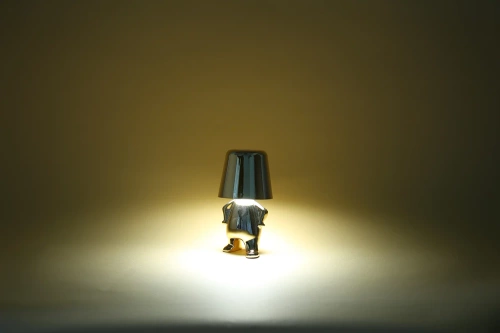 HJA23-F-ORO | Lámpara de mesa LED | Una lámpara de noche moderna con batería incorporada y control táctil.