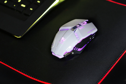 Q15 | Bezdrátová herní myš RGB LED | 1200-3200 DPI