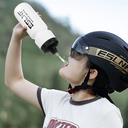 Велосипедна бутилка 720 ml | Лека спортна бутилка с накрайник | YLB-720ML