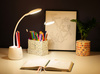 MT-812 | Lámpara de escritorio LED de 5W con modo noche | Contenedor para bolígrafos, crayones.