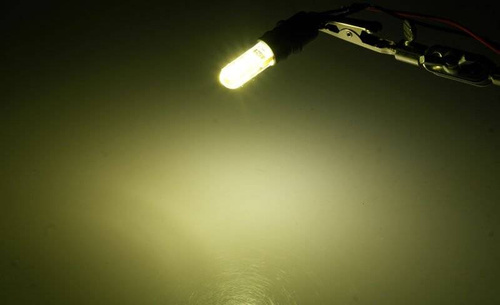 Lampadina LED per auto W5W T10 1W COB 360st CAN BUS Silicone