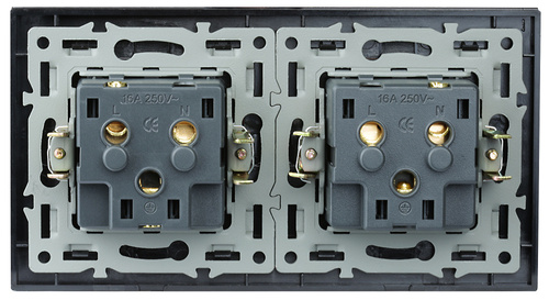 F60-SC80-2 | F60 dubbel geaard stopcontact met frame | Zwart gehard glas | 230V