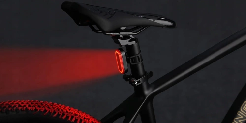 Dviračio galinis žibintas USB COB LED | stipri raudona šviesa | atsparus vandeniui IPX8 | BK-L400