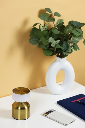 HJA44-GOUD | Tafellamp met ingebouwde batterij | Nachtlamp met drie kleuren licht | Sfeerlamp voor hotel of restaurant