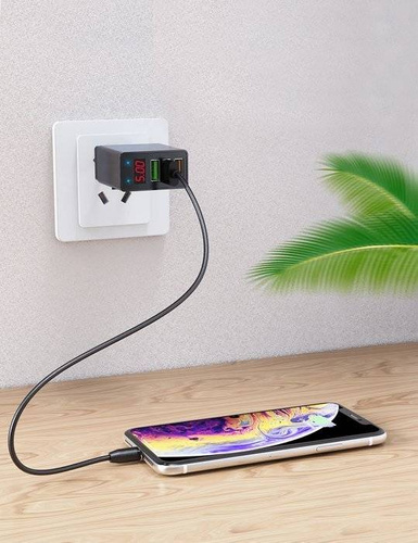 CA-006 | 3x USB Quick Charger with LED display | Quick charge Quick Charge 3.0