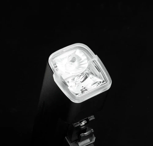 Svetlo na bicykel s výkonnou batériou 4800 mAh | 1000 lm USB-C LED svetlomet na bicykel – stretávacie a diaľkové svetlá | BH-530