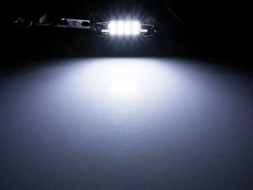Autó LED izzó C5W 8 SMD 5630 CAN BUS