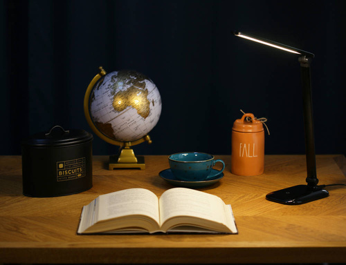 MT-836 | Lampada da scrivania, LED per la scuola | Interruttore tattile