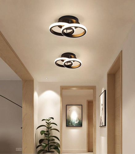 En moderne loftslampe, der ændrer lysets farve LED | Fjern