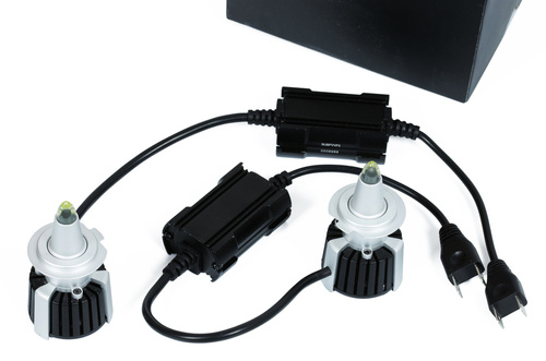 Sada LED žárovek H7 R10 | COB 360 ° | 80W | 20 000 lm