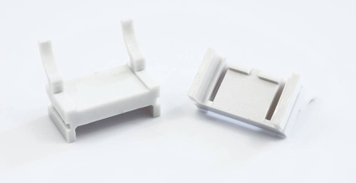 TK-013 | Adapter az izzószál rögzítéséhez Ford Focus | tompított fényszóróhoz | egyenes, szimmetrikus fogak