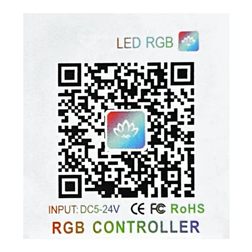 RGB LED automobilio salono apšvietimas per USB | Bluetooth ryšys su programa telefone | 4x LED juostelė 12 diodų 5050 22cm | IR nuotolinio valdymo pultas | muzikos režimai