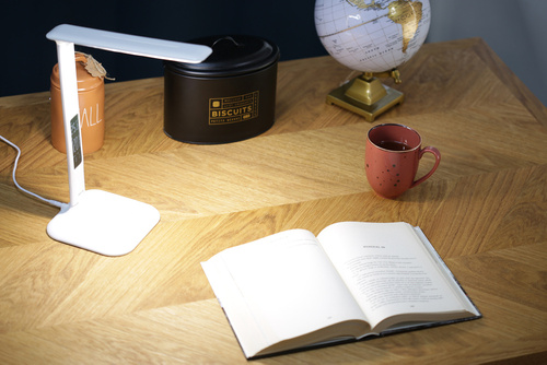 FX-015B | Lampa de birou, lampa de scoala cu display LCD | 3 culori de lumină | termometru, alarma