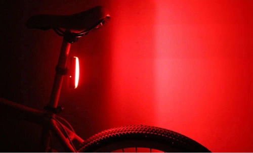 Kraftig COB 100lm baglygte til cykel | Cykellygte med indbygget batteri - USB genopladelig | Letvægts cykellygte 40g | BK-L2266