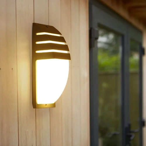 BD-C223-B | Tuinlamp, gevelwandlamp | IP54, E27