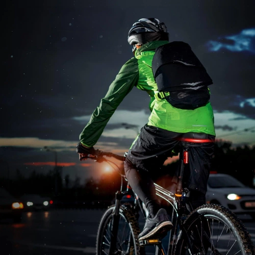 Fahrradsattel | belüftete, stoßdämpfende Konstruktion, Reflektoren | schwarz | JC-011-BLACK