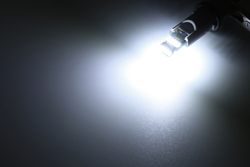 Lampadina LED per auto W5W T10 15 SMD 4014 CAN BUS 2