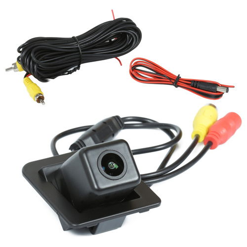 RC-1049 | Dedicated rear view camera for Mercedes W204, W212, W216, W221