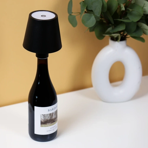 HJA45-NOIR | Lampe de table LED avec batterie intégrée | Une lampe de table montée sur une bouteille