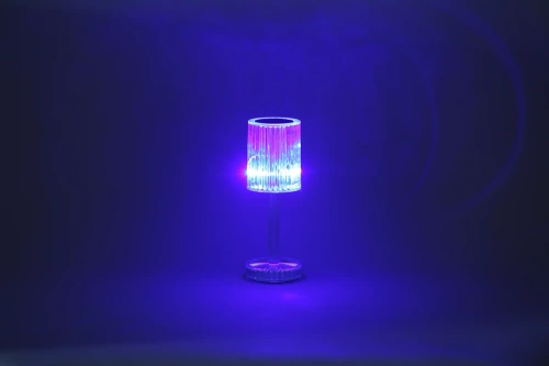 YG-1126-C3 | Lampada da tavolo a LED | Lampada notturna RGB con batteria integrata e telecomando
