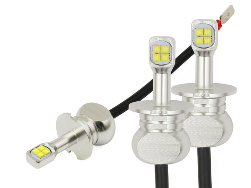 A set of car LED bulbs H3 CREE 1800 lm 40W