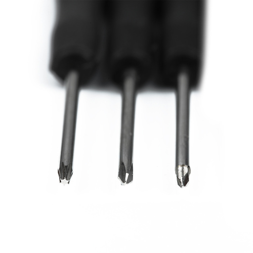 T16 | Un set di strumenti di servizio per telefoni