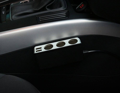 HC67B | Cigarette lighter socket distributor | Voltmeter | 4 USB ports