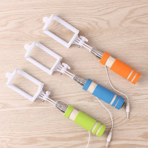 Z-08 | Telescopische selfiestick voor een telefoon met een Jack-kabel voor het op afstand ontspannen van de ontspanknop
