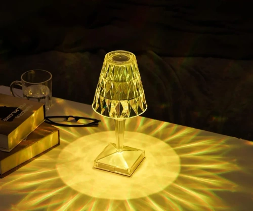 DTL-C16-RGB | Krištolo naktinė lempa | Lempa valdoma lietimu arba nuotolinio valdymo pulteliu | Moderni LED lempa su galimybe keisti spalvas.