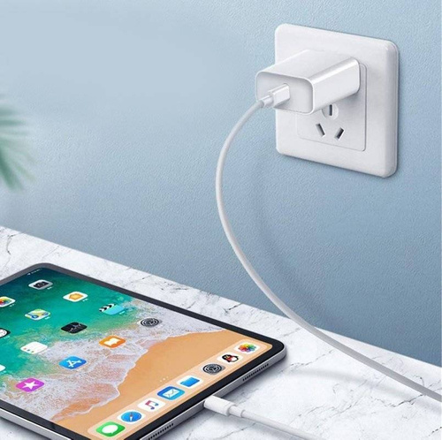 PD-70-Balta | 18W sieninis įkroviklis | USB-C maitinimo tiekimas 3.0