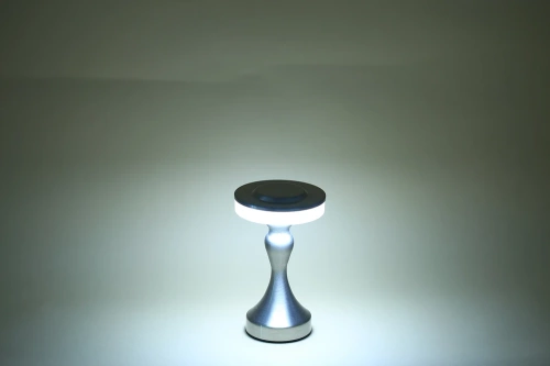 HJA14-A-KOPER | Tafellamp met ingebouwde batterij | Nachtlamp met drie kleuren licht | Sfeerlamp voor hotel of restaurant