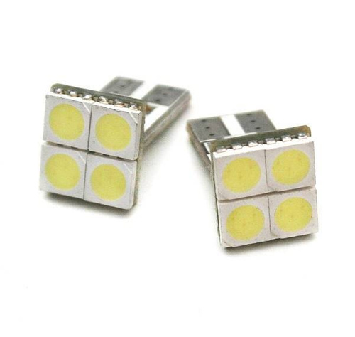 LED-autolamp W5W T10 4 SMD 5050 CAN-BUS VOORZIJDE