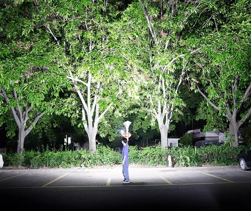 BM-L05 | Lampă de camping cu magnet puternic și funcție de powerbank | 88 LED-uri, 8400mAh, 2000lm, 3 culori de lumină cu ajustare lină a luminozității