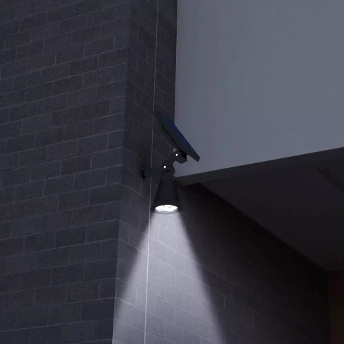 LED-Gartenstrahler Solar mit Erdspieß | 250 lm, 2.200 mAh, 4 LEDs | YNG-4LED