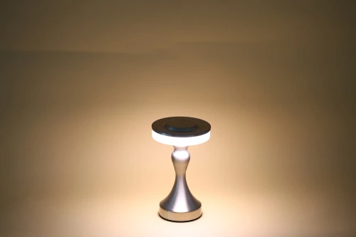 HJA14-A-GOUD | Tafellamp met ingebouwde batterij | Nachtlamp met drie kleuren licht | Sfeerlamp voor hotel of restaurant