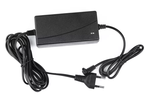 YQ-480B | Výkonná prstencová lampa s plynulým nastavením barvy a intenzity světla se stativem 195 cm | 3 držáky na telefon, taška