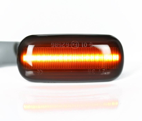 LED-Seitenblinker | dynamisch, getöntes Glas | für Audi A3 und S3 8P, A4, S4, RS4 B6 B7 B8, A6, S6, RS6 C5 C6 | PL1812CB12-D