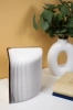 XL-1856 | Lampe de table en forme de livre | Lampe de nuit LED | Une lampe d&#39;ambiance pour le salon ou la chambre