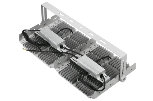 TMN-400W-STRIEBORNÁ | Profesionálna halogénová LED | Výkonné osvetlenie športových hál, tovární, domov | Hliníkové svietidlo | Svetlomet s nastaviteľnou rukoväťou