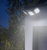 LD-W786 | LED-tuinlamp op zonne-energie met bewegings- en schemersensor IP65 | 3 verstelbare panelen | 360 COB-LED's | IR-afstandsbediening