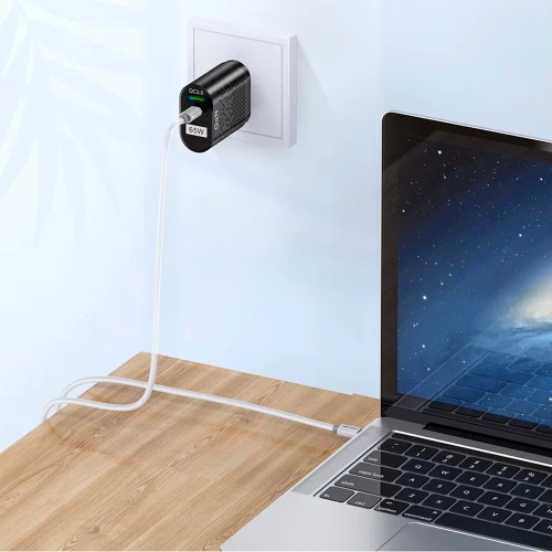 GAN | Caricatore da parete rapido da 65 W con porte USB e PD 3.0 (USB-C).