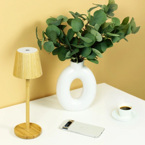 LED-Tischleuchte aus Bambus mit Touch-Farbsteuerung | kabellose Nachttischleuchte mit integriertem 1.500 mAh Akku, USB-C | YG-VM41C