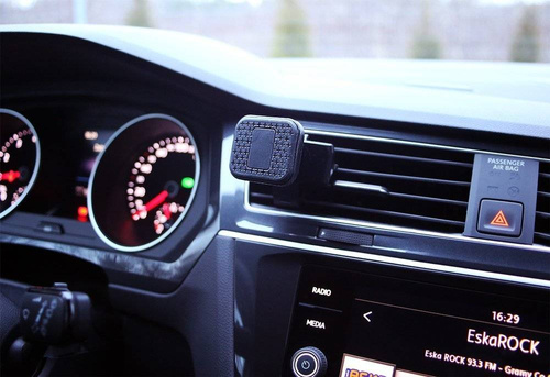 PSI-M044 | Magnetic holder for your phone