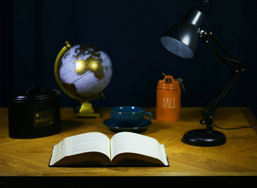 MT-830B | Desk lamp, school LED | Adjustable lamp on the desk