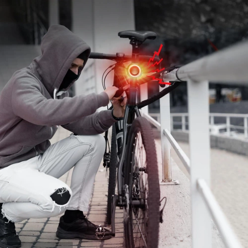 Inteligentné zadné svetlo na bicykel s alarmom | 4v1 LED alarm na bicykel | Brzdové svetlo s klaksónom 110db | BBL-A6
