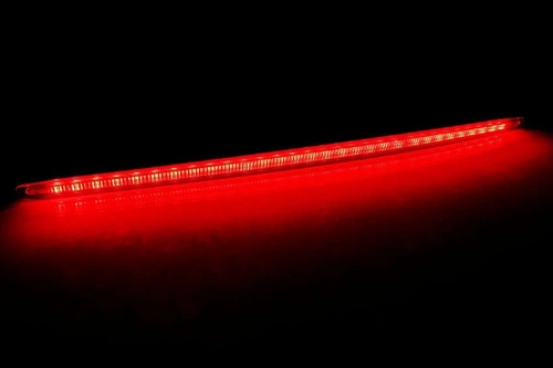 LY131-1 | Tredje bremselys | LED baglygte | Dedikeret bælte til BMW E82, E88 2007-2013