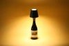HJA45-NEGRO | Lámpara de mesa LED con batería incorporada | Una lámpara de mesa montada sobre una botella. 